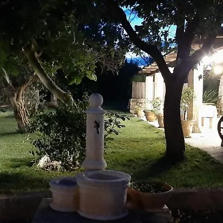 Agriturismo Fica Torta Couette-café *
